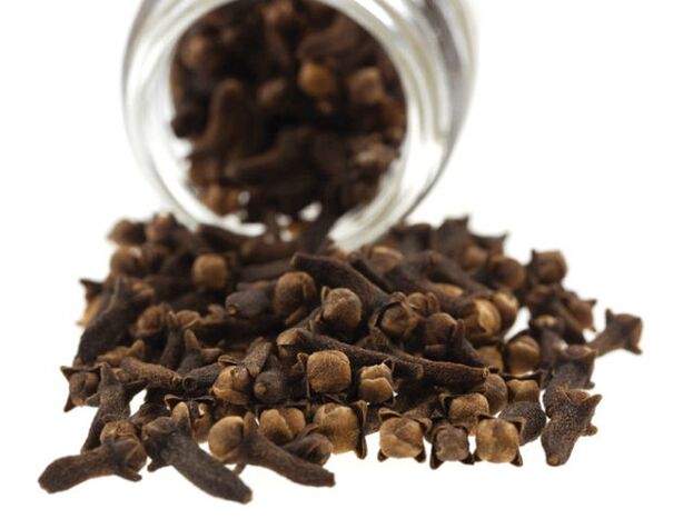 Cloves împotriva viermilor